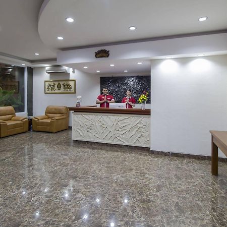 Grand Puri Saron Hotel Malioboro Jogyakarta Zewnętrze zdjęcie